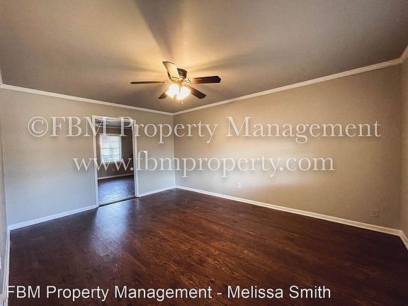 2nd image of 2016 E Belclaire Cir
