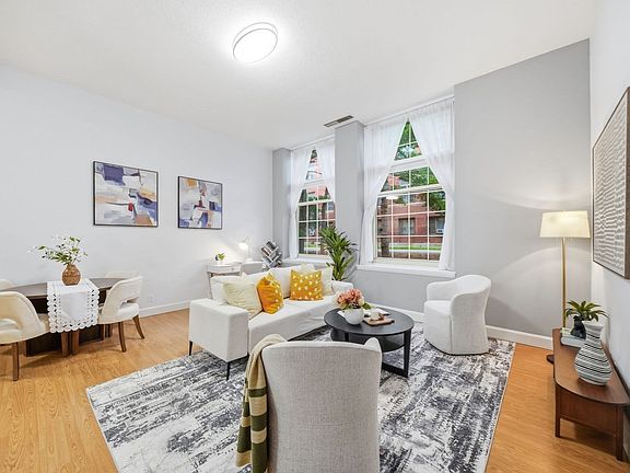 3rd image of 48 Forest St APT 104
