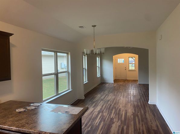 4989 Kerri Ln, Birmingham, AL 35215