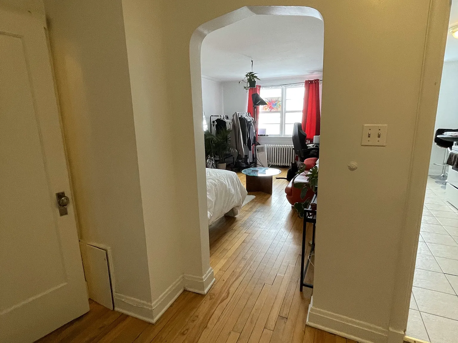 Studio, 350 sqft, $1,295 — Photo 4