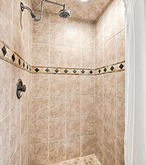 980 Sandhurst Rd — Photo 35