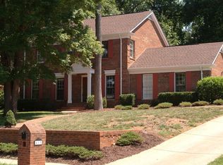 417 Walnut Point Dr, Matthews, NC 28105