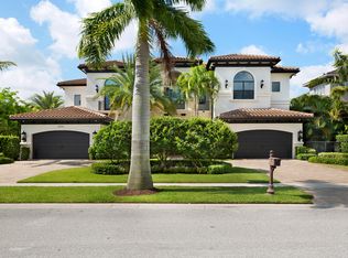 9244 Este Lago Dr, Boca Raton, FL 33496
