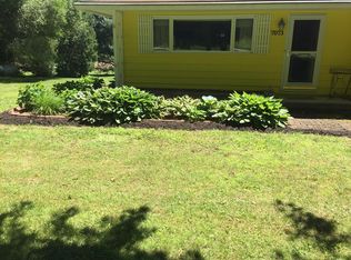 7073 Overton Rd, Burbank, OH 44214