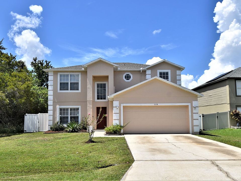 1st image of 604 Notre Dame Way