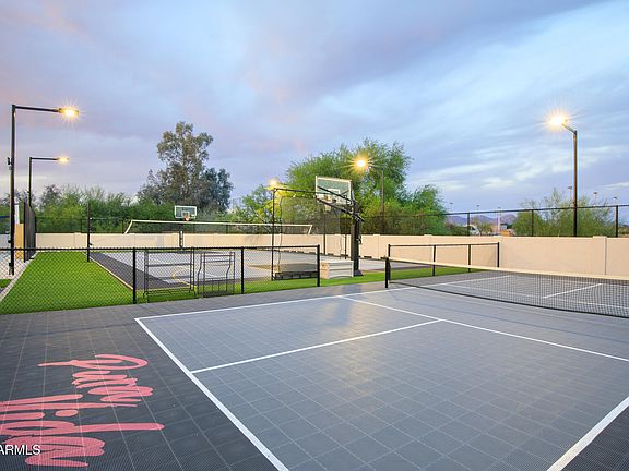 3rd image of 6718 E CARON Drive