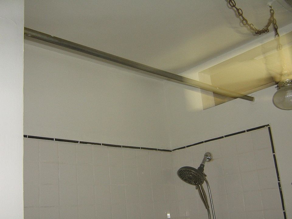 2nd image of 1303 1/2 S Dodson Ave