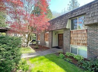 6115 NE 194th Pl, Kenmore, WA 98028