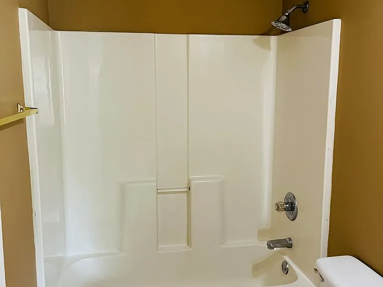 11-17 Jordan Rd — Photo 24