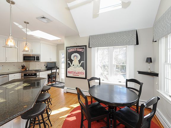 Roomy Breakfast Area