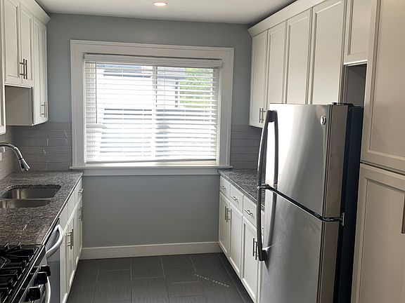 Sparkling kitchen!