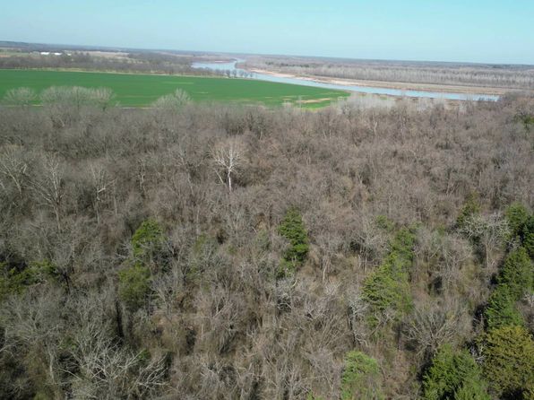 26343 Fm 410 N, Bagwell, TX 75412