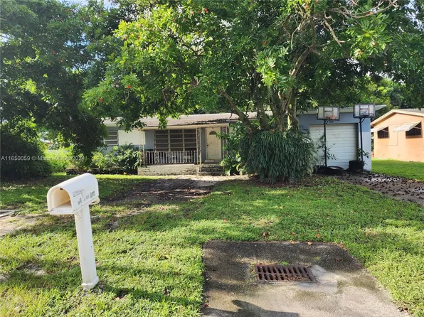2530 NW 111th St, Miami, FL 33167