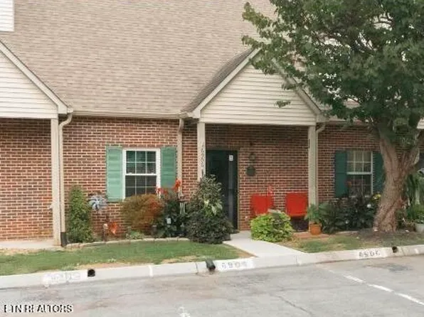 6906 Kings Crossing Way, Knoxville, TN 37918