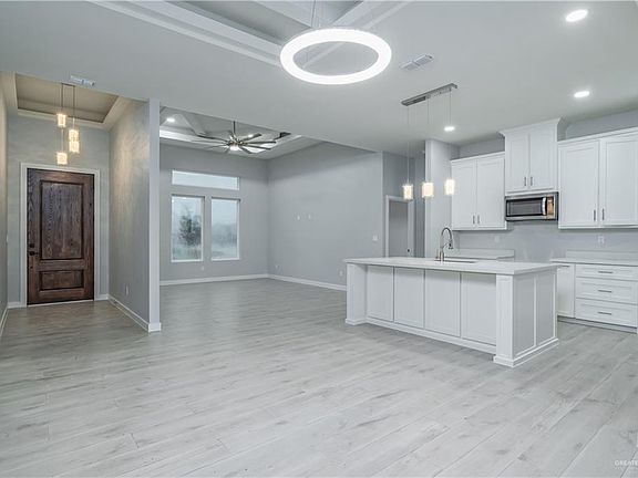 2nd image of 6514 N La Villita St