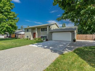 1099 E Calloway Ln, Hayden Lake, ID 83835