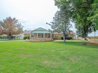 14 Ripley St, Maysville, OK 73057