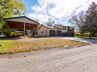 221 Pine St, Hulett, WY 82720