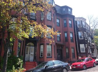 472 E 4th St, South Boston, MA 02127