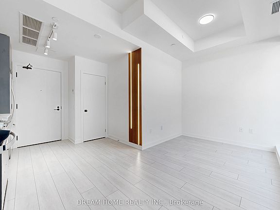 5th image of 1612 Charles St #138