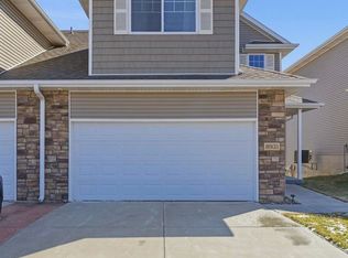 8931 Fremont St, Lincoln, NE 68507