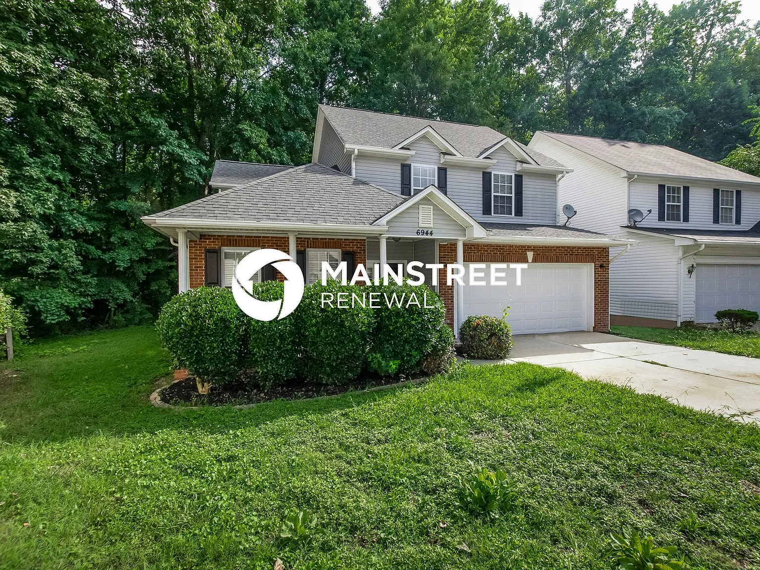 6944 Brachnell View Dr — Photo 2