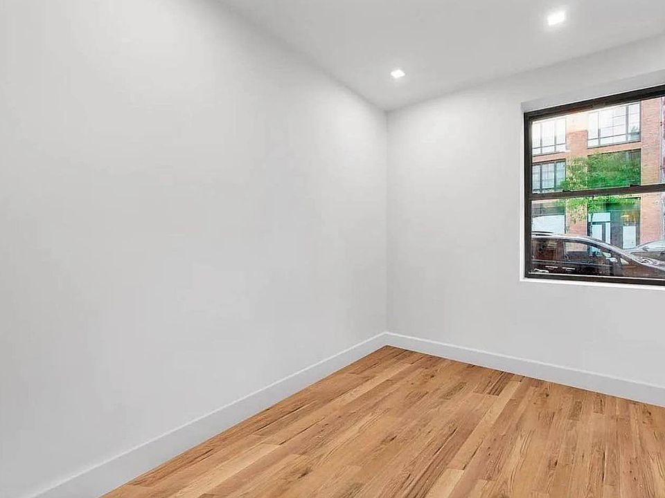2nd image of 184 Avenue A #1E