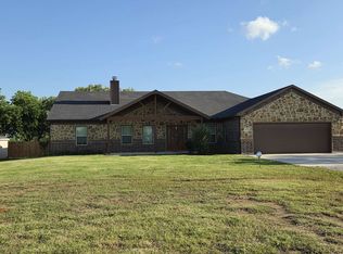 3250 Springfield Rd, Springtown, TX 76082