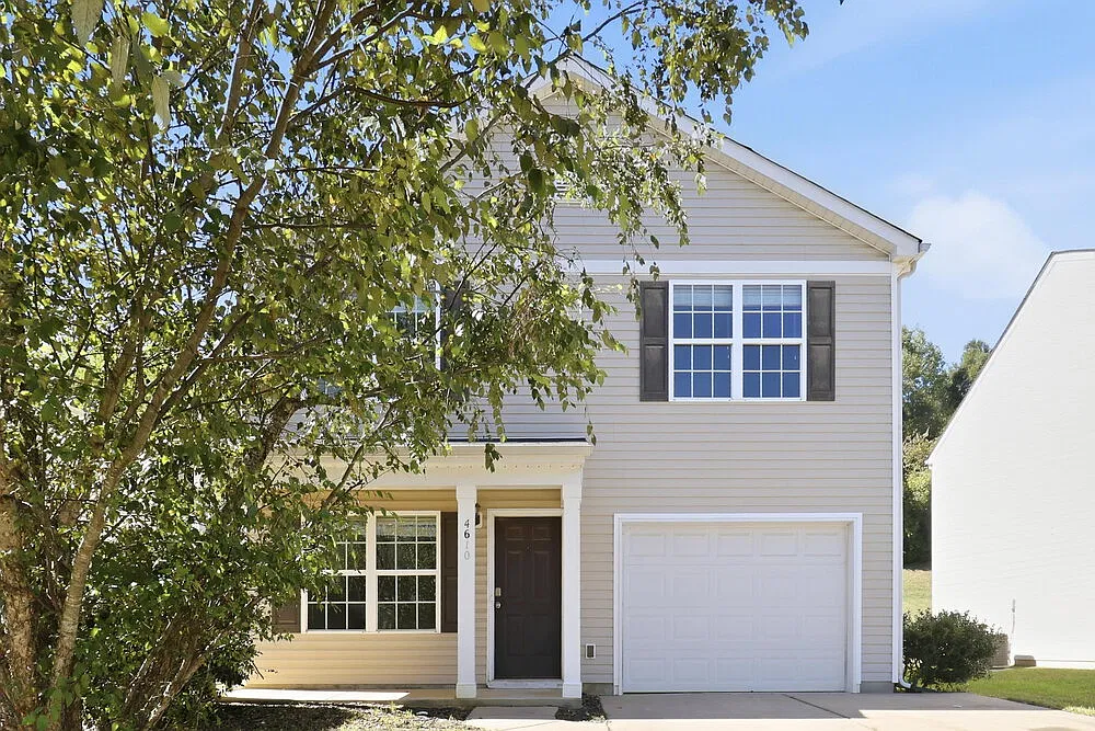 3 bed, 2.5 bath, 1745 sqft, $1,875 — Photo 1