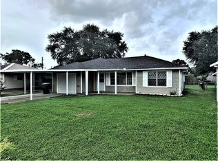 2110 Owens Ave, Groves, TX 77619