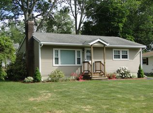 15 Jasper St, Haverhill, MA 01830