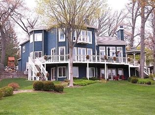 566 S Bear Lake Rd, Muskegon, MI 49445