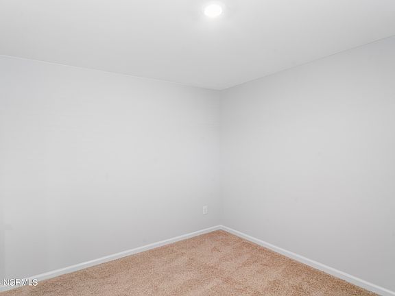 4th image of 7006 Woodline Drive