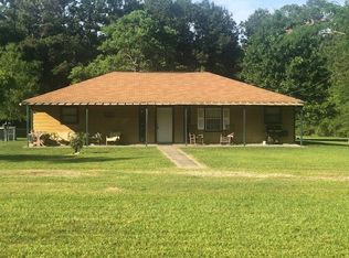 7582 Parkland Dr, Orange, TX 77632