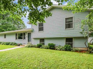 1007 Euclid Ave, Iowa City, IA