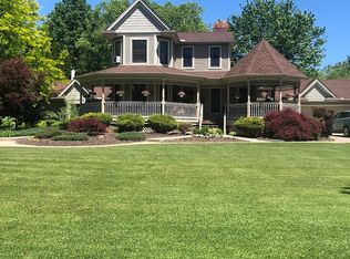 25421 Waltz Rd, New Boston, MI 48164