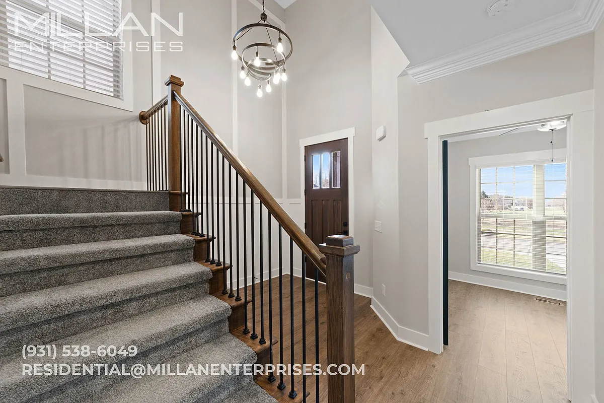 Building Photo - 1065 Veridian Dr