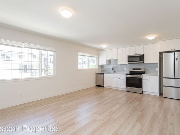 2nd image of 3285 Delaware St APT 202