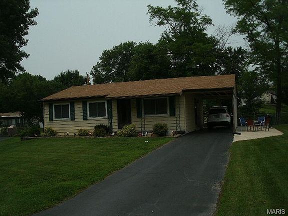 2nd image of 1756 Rose Crest Ct