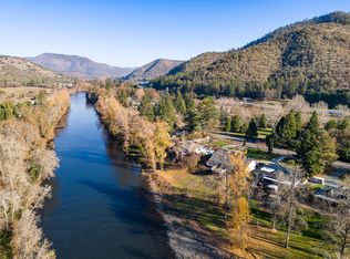 1424 Rogue River Hwy, Gold Hill, OR 97525