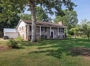 119 Flint Mountain Dr, Stuarts Draft, VA 24477