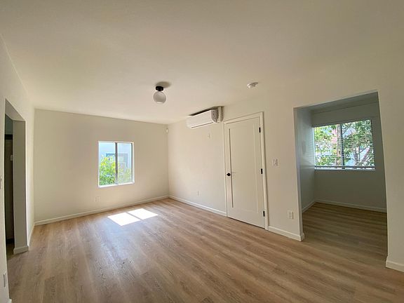 3rd image of 2117 1/4 Aaron St