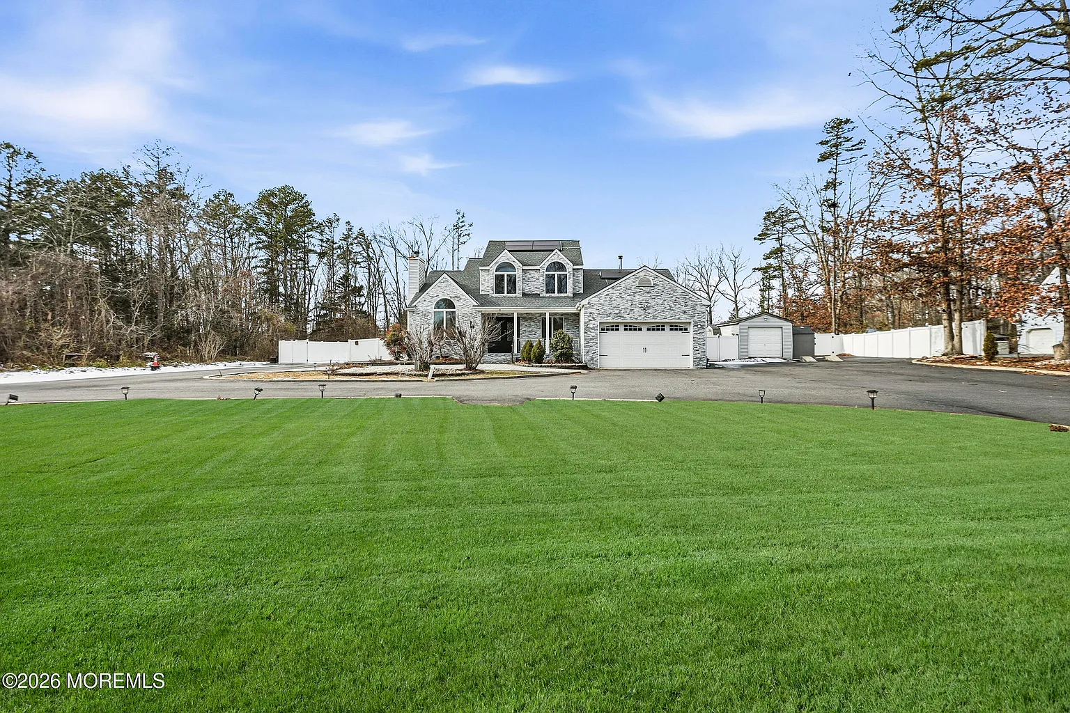 592 Ollie Burke Road photo 1