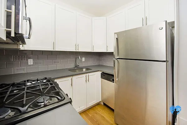 Rented by Next Door Realty NYC | media 19
