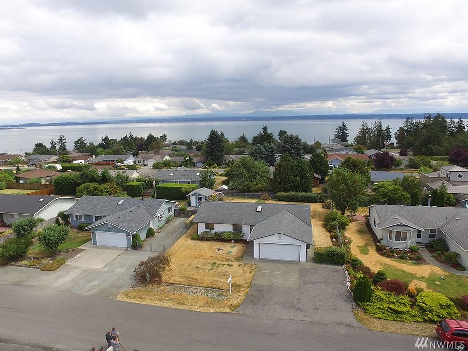 1st image of 1561 Thompson Dr