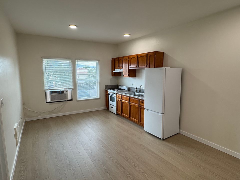 1st image of 212 W Palmer Ave APT 20
