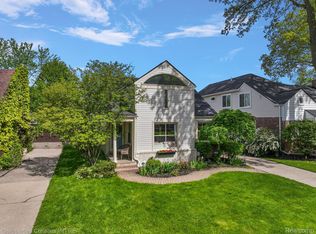 1659 Washington Blvd, Birmingham, MI 48009