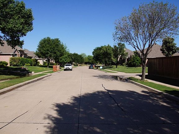 4th image of 1821 Stewart Dr