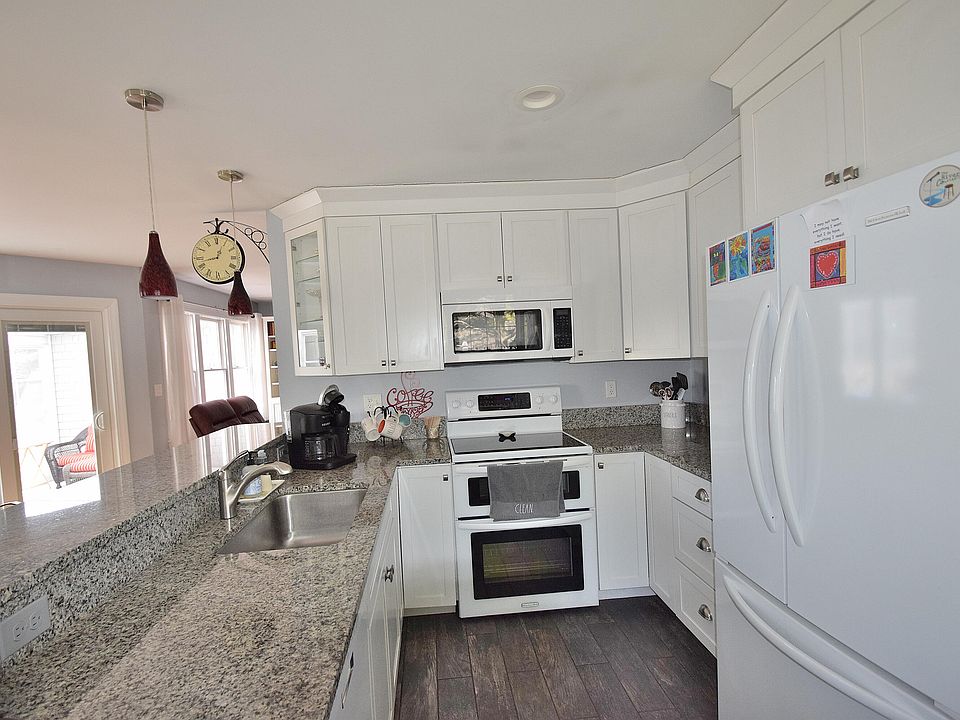 65 Pine Point Rd Scarborough ME Zillow