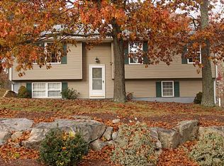 25 Gardner Dr, Westerly, RI 02891